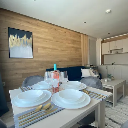 Paradiso 'в' 201 One Bedroom ネセバル