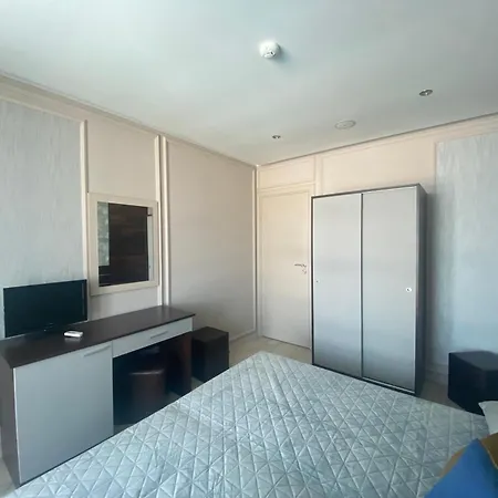 Paradiso 'в' 201 One Bedroom * ネセバル