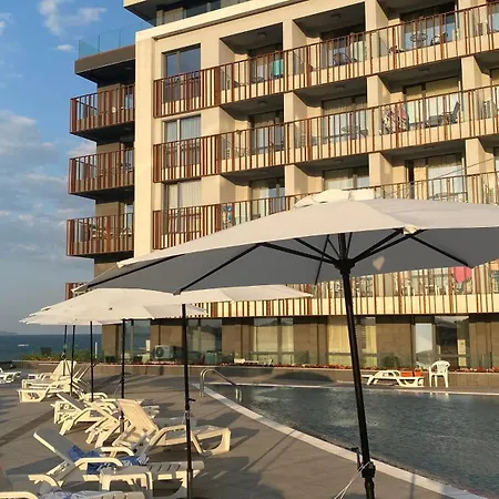 Paradiso 'в' 201 One Bedroom Apartman *