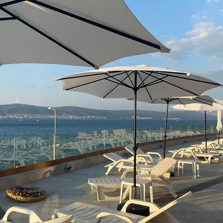 Paradiso 'в' 201 One Bedroom Misivri