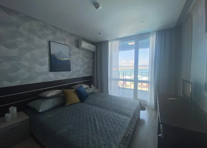 Апартамент Paradiso 'в' 201 One Bedroom *