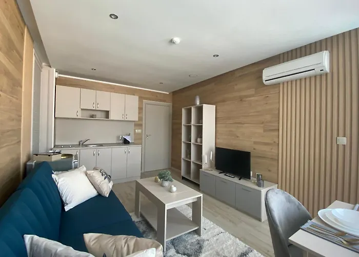 Paradiso 'в' 201 One Bedroom Несебър