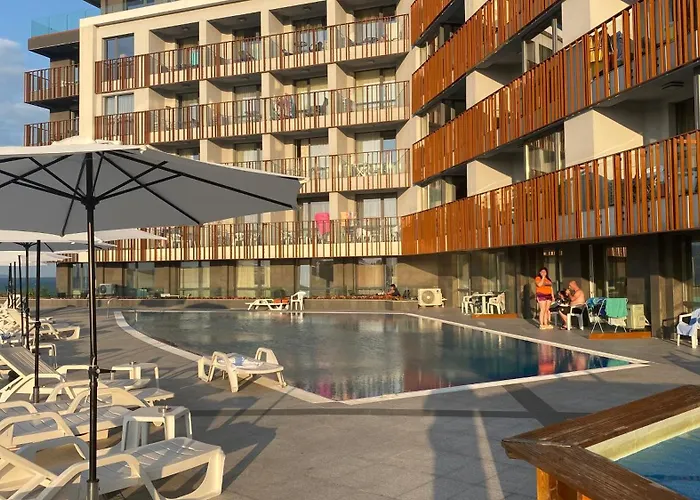 Paradiso 'в' 201 One Bedroom Апартамент